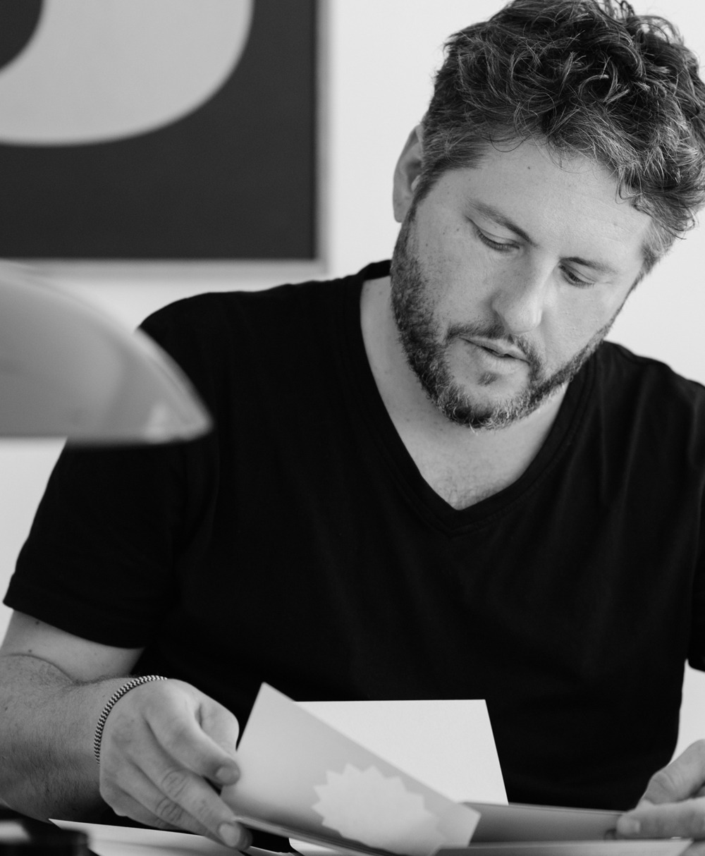 Toni_reading_hoch